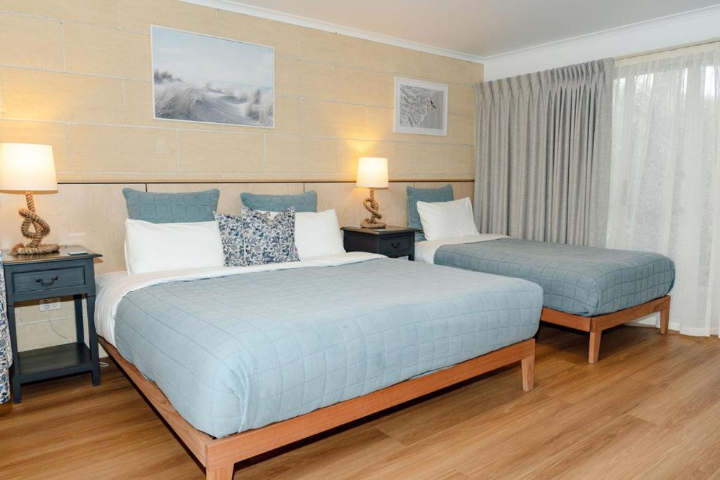Portside Motel Порт-Кэмпбелл Экстерьер фото