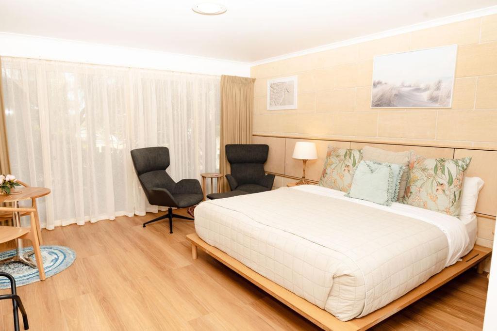 Portside Motel Порт-Кэмпбелл Экстерьер фото
